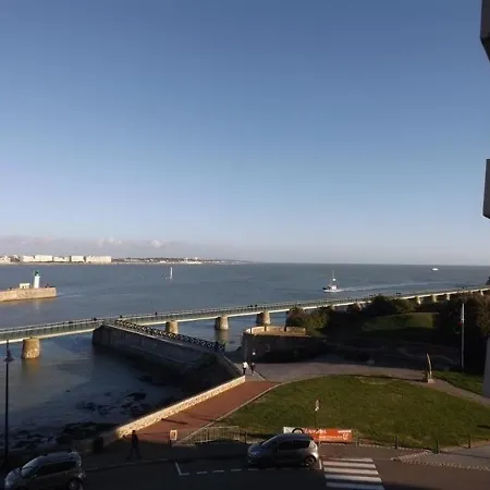 아파트 Studio A Deux Pas Du Prieure St Nicolas Vue Mer Avec Garage *